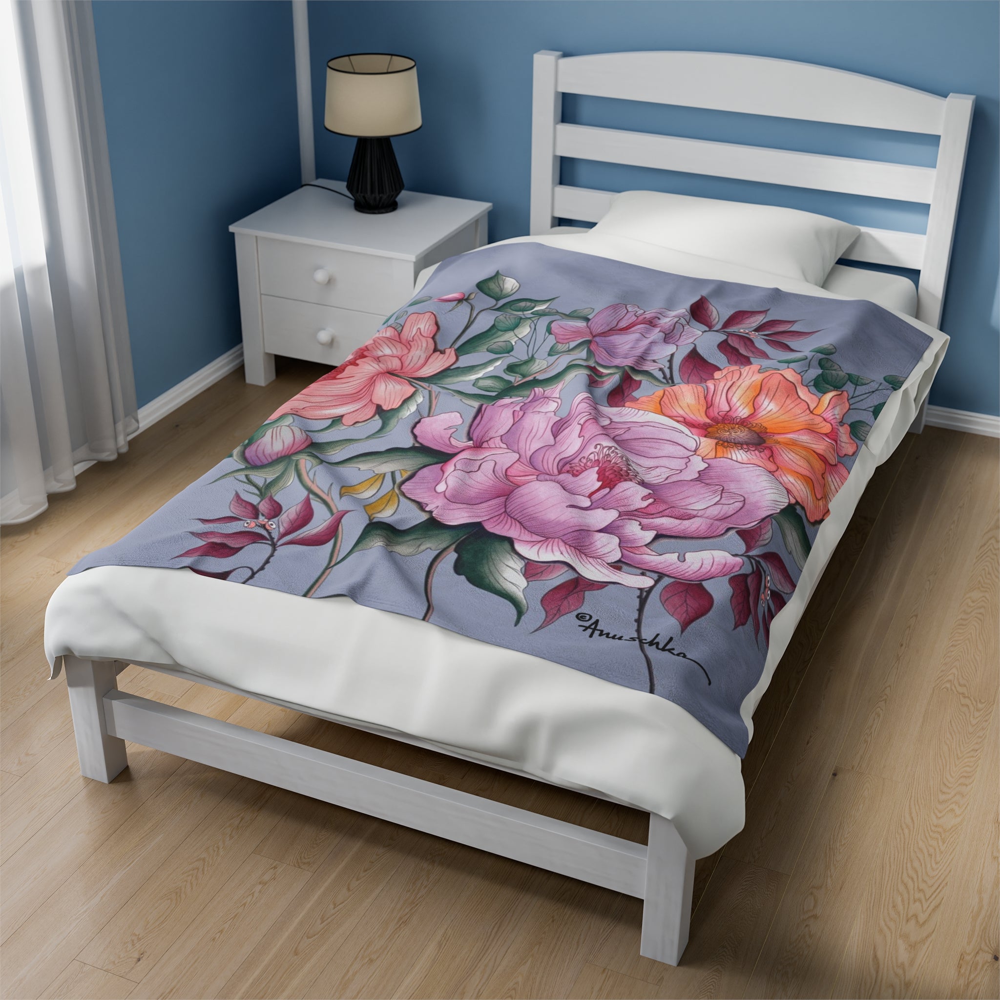 Bel Fiori Velveteen Plush Blanket