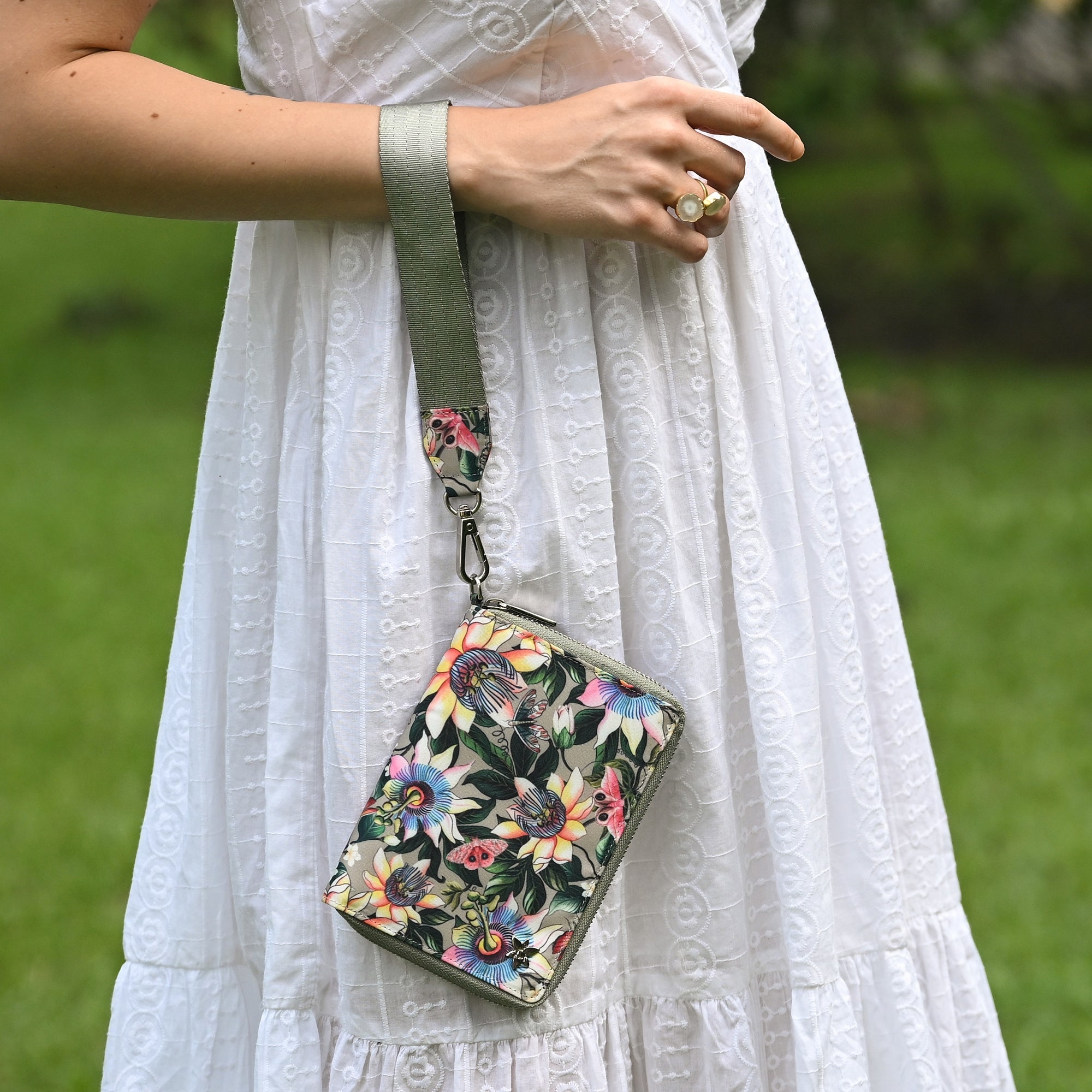 Wanderlust Luxe Fabric Passport Organizer Wristlet-13011