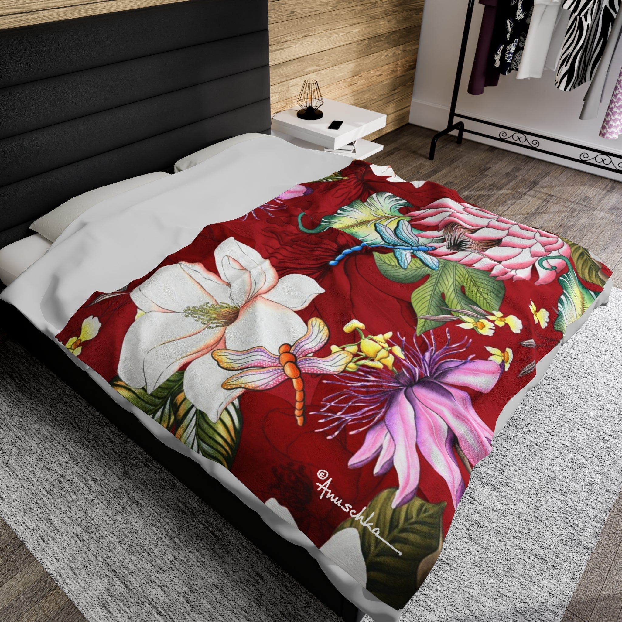 Crimson Garden Velveteen Plush Blanket