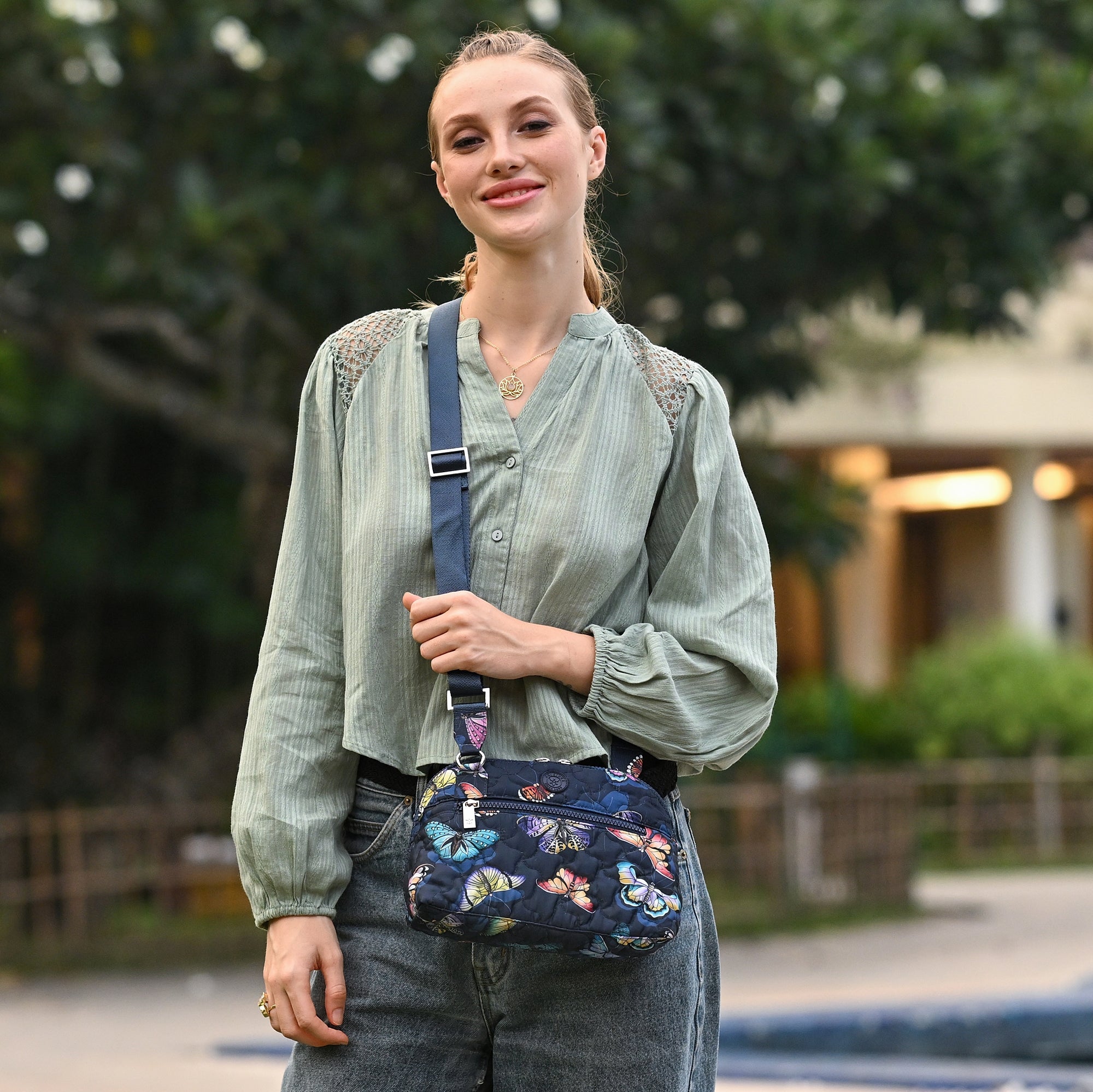 Wanderlust Quilted Fabric Dome Crossbody-16017