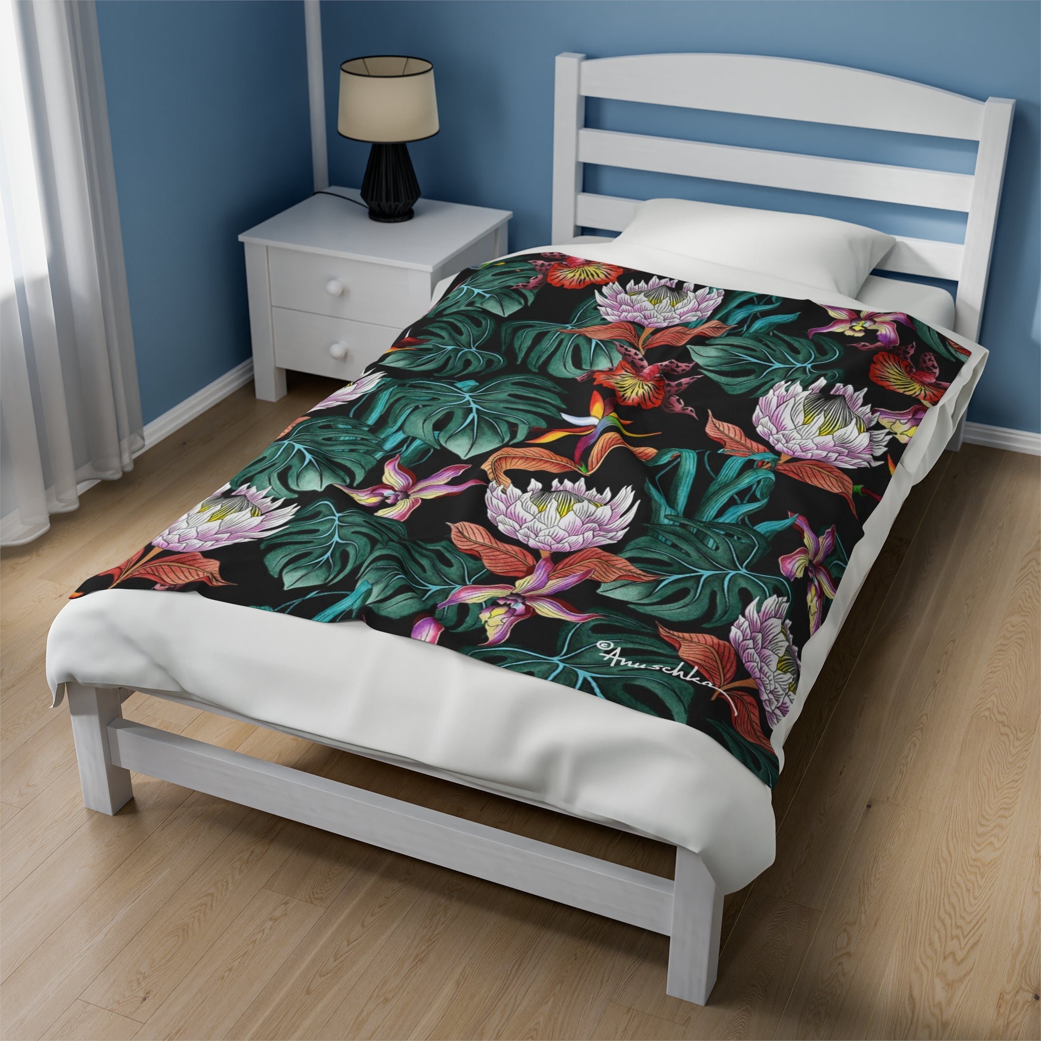 Island Escape Black Velveteen Plush Blanket