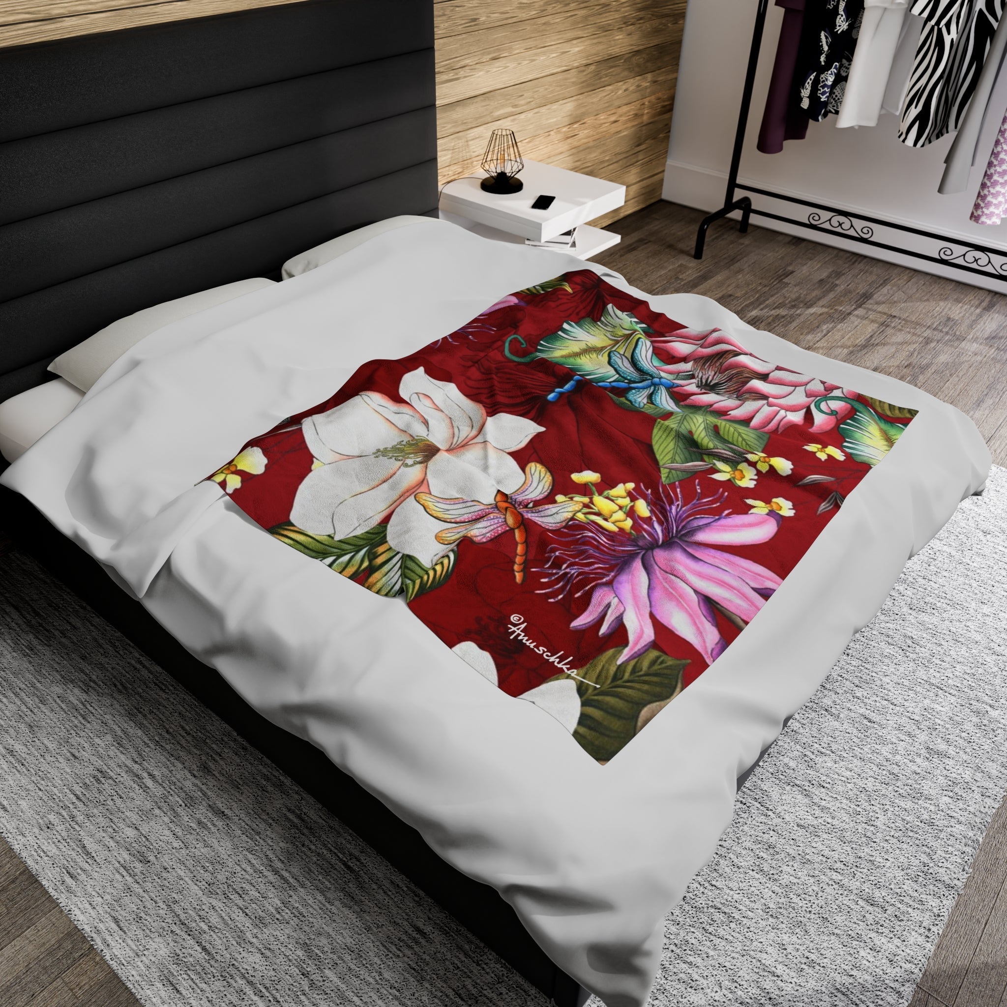 Crimson Garden Velveteen Plush Blanket