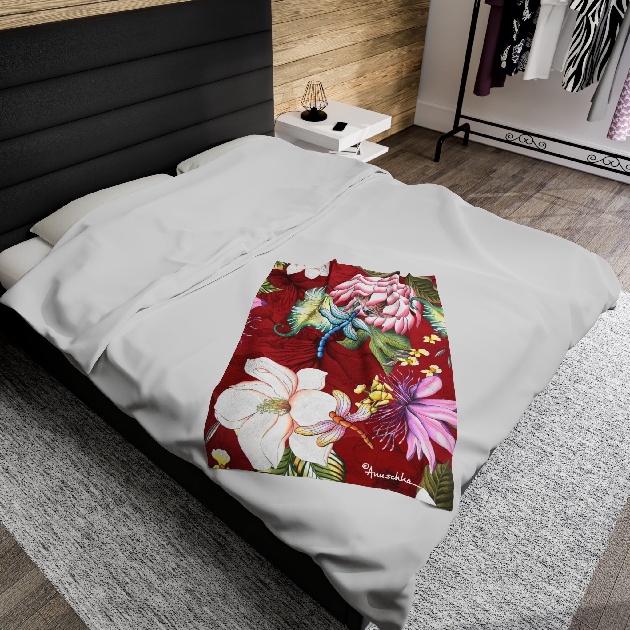 Crimson Garden Velveteen Plush Blanket