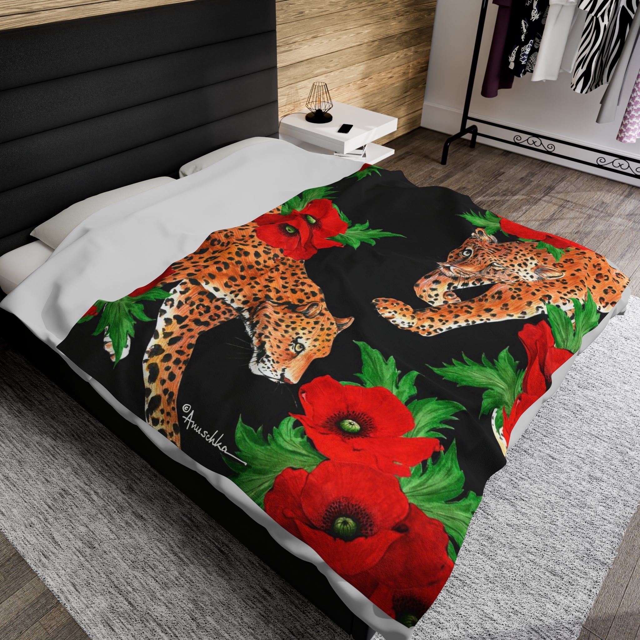 Enigmatic Leopard Velveteen Plush Blanket