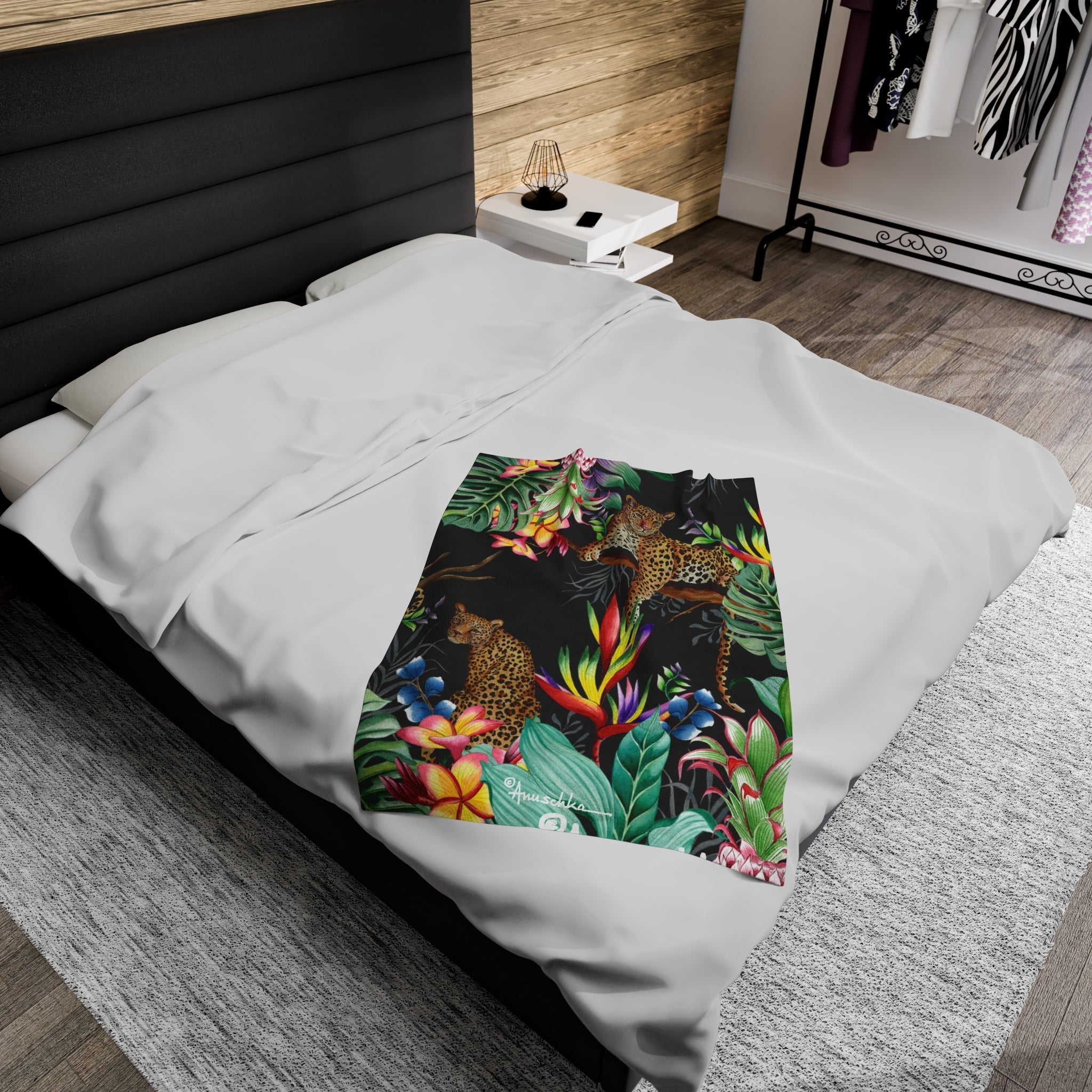 Jungle Queen Velveteen Plush Blanket