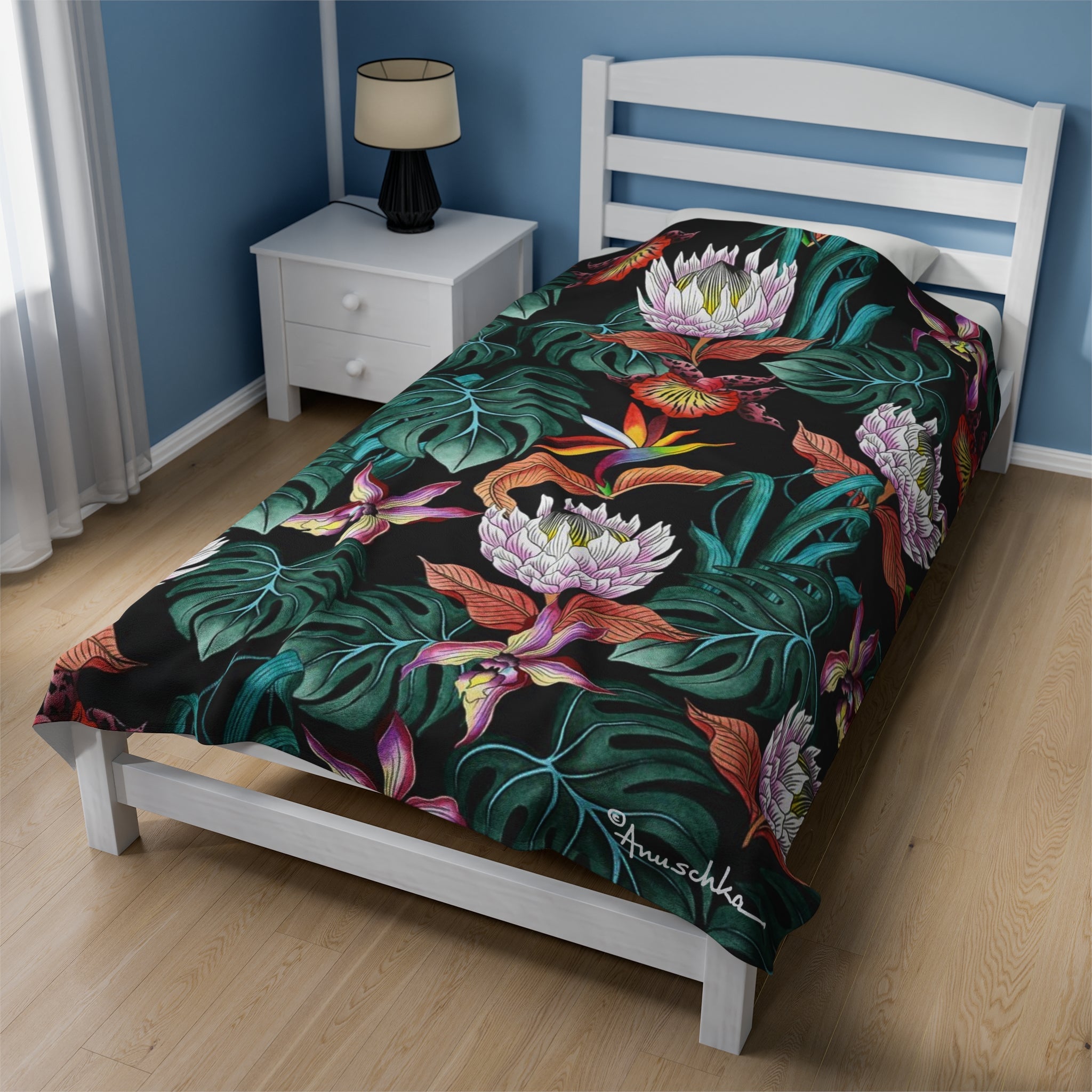 Island Escape Black Velveteen Plush Blanket