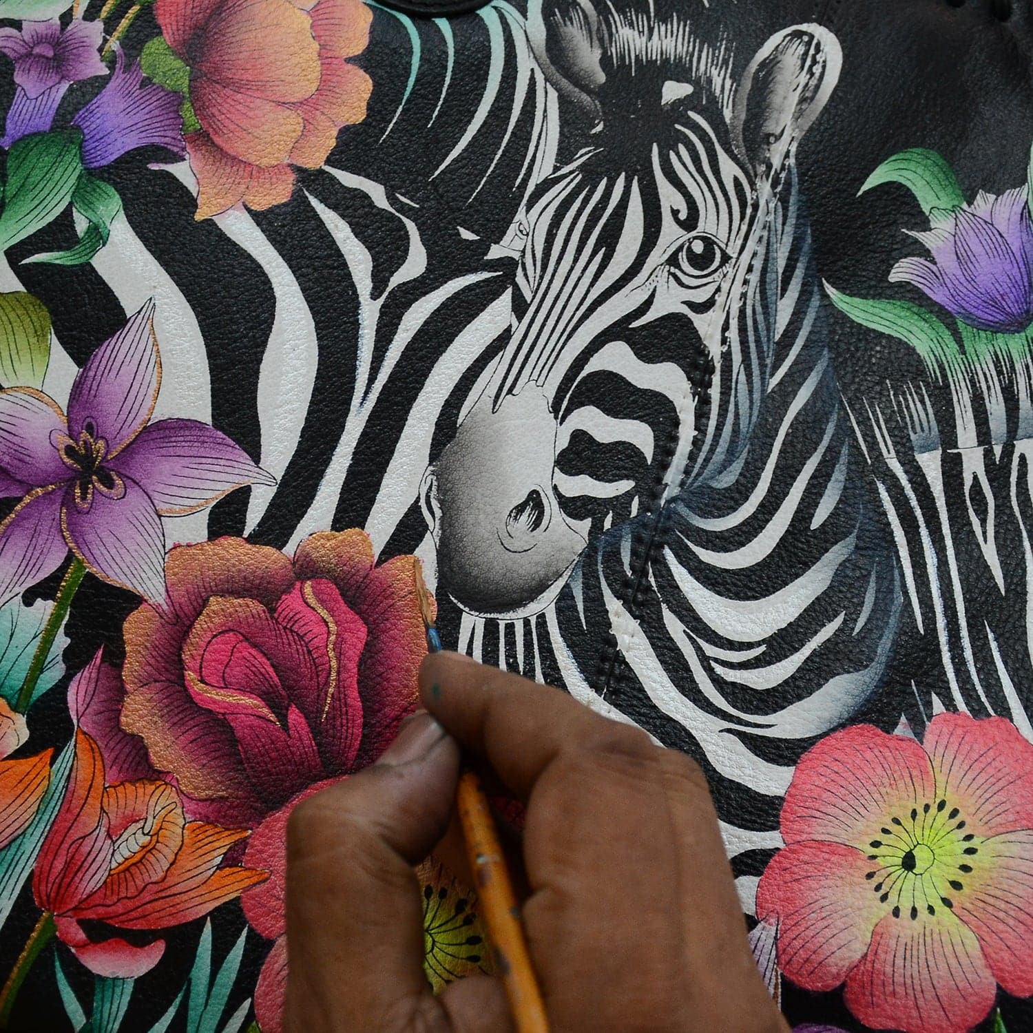 Slim Crossbody With Front Zip - 452 - Anuschka