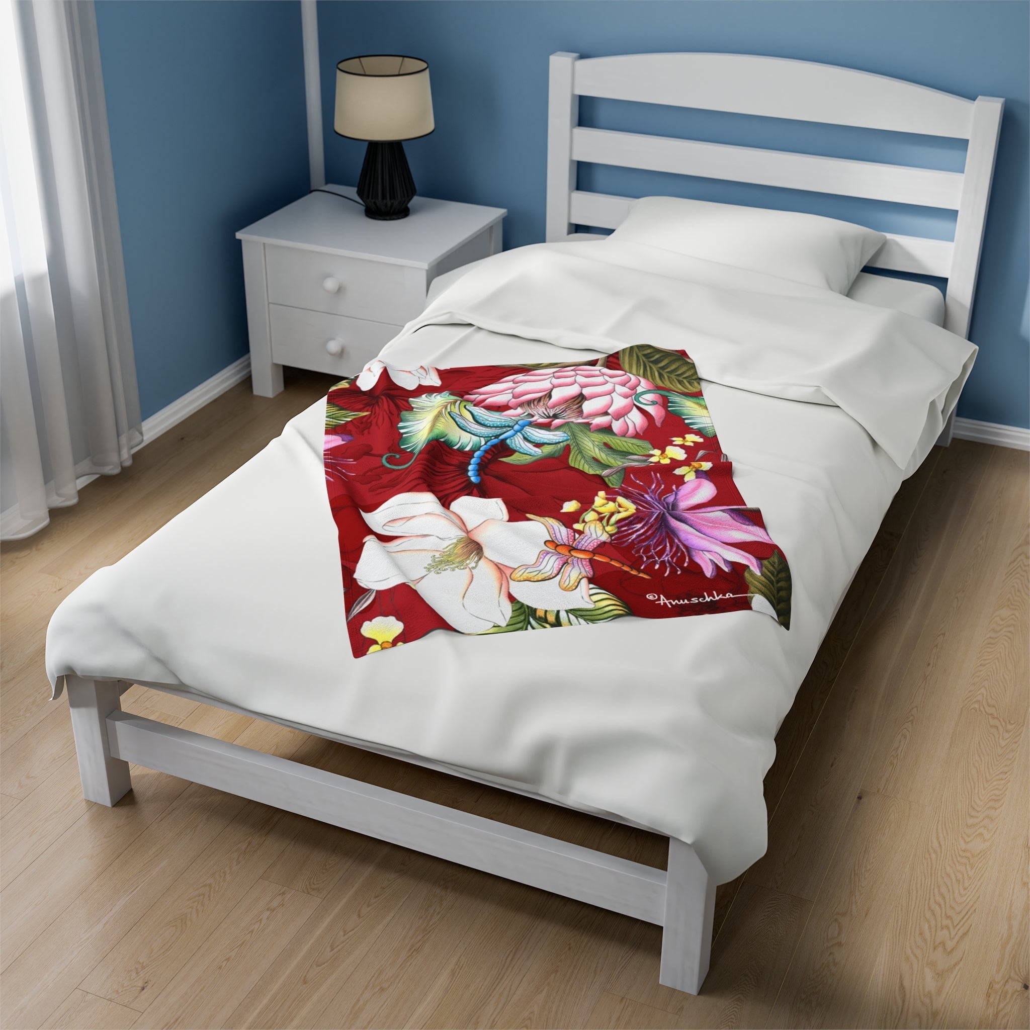 Crimson Garden Velveteen Plush Blanket