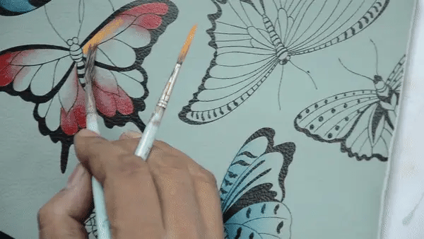 Hand_Painting_1296x_0738e5d6-8be8-4cf4-b37f-ab4bbe89d448.webp